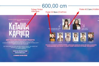 Ketawa Karier Backdrop Vector